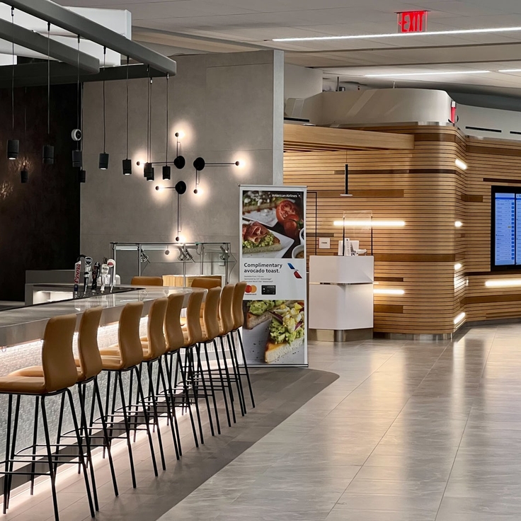 Is it worth becoming a Citi / AAdvantage Executive authorized user for Admirals Club access?