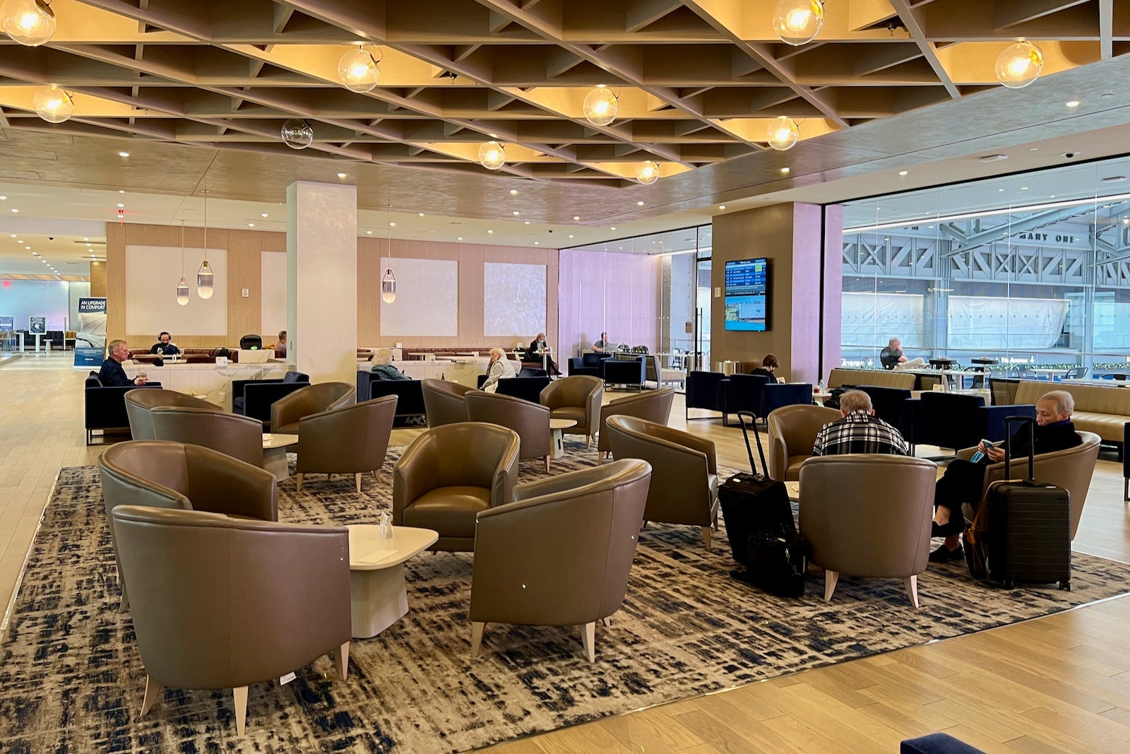 Amtrak Metropolitan Lounge