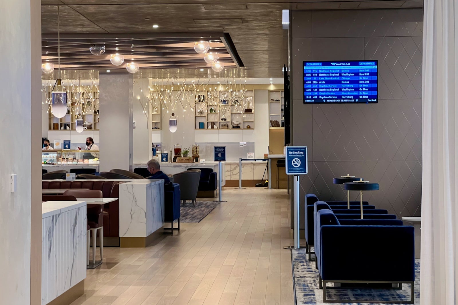 Amtrak Metropolitan Lounge