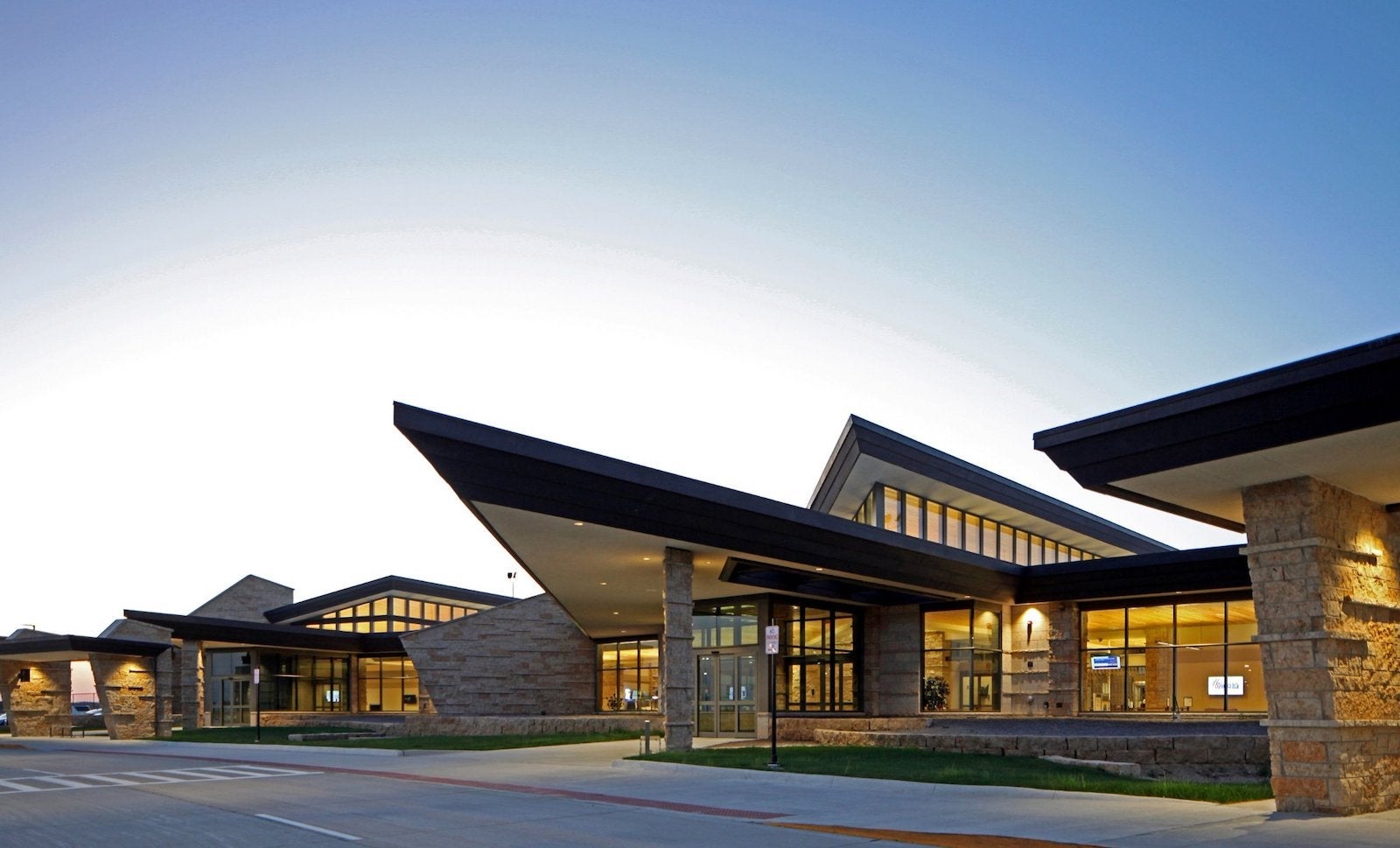 dubuque, ia regional airport