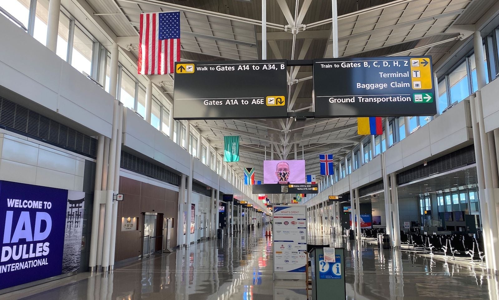 dulles airport a gates