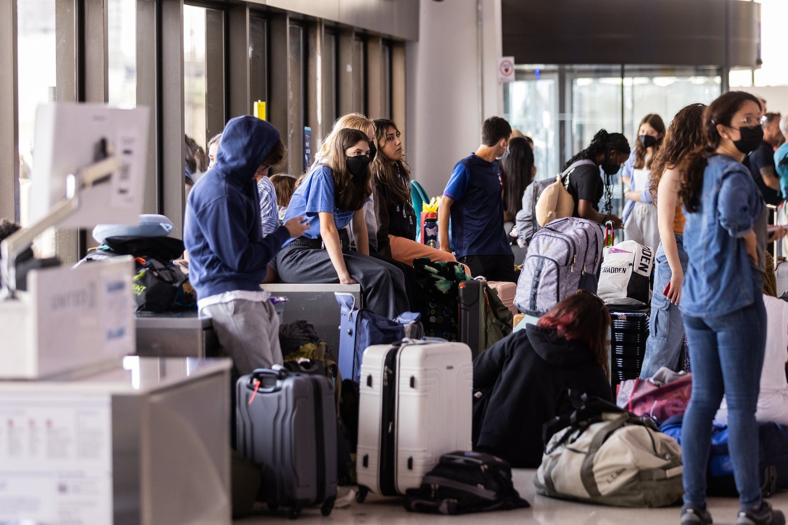 travelers wait newark july 4th travel 2022