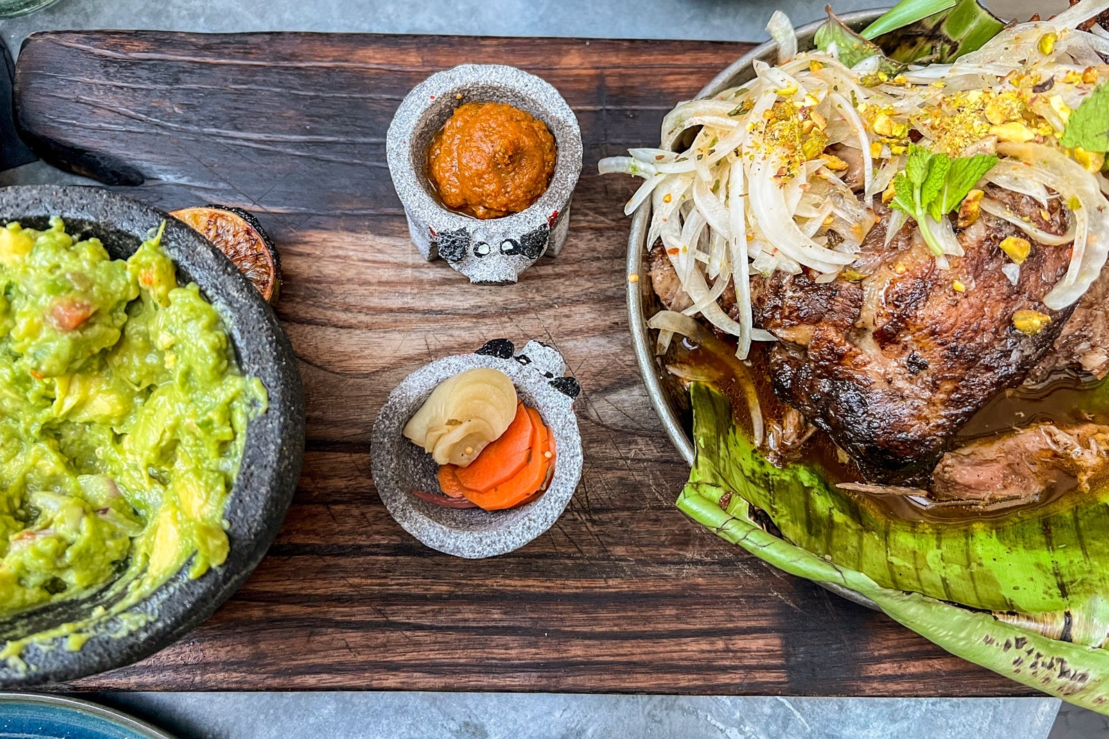 Food at Ka'teen, Tommie Hollywood