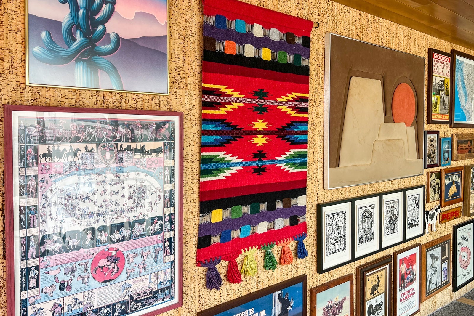 Desert 5 Spot rooftop bar decor