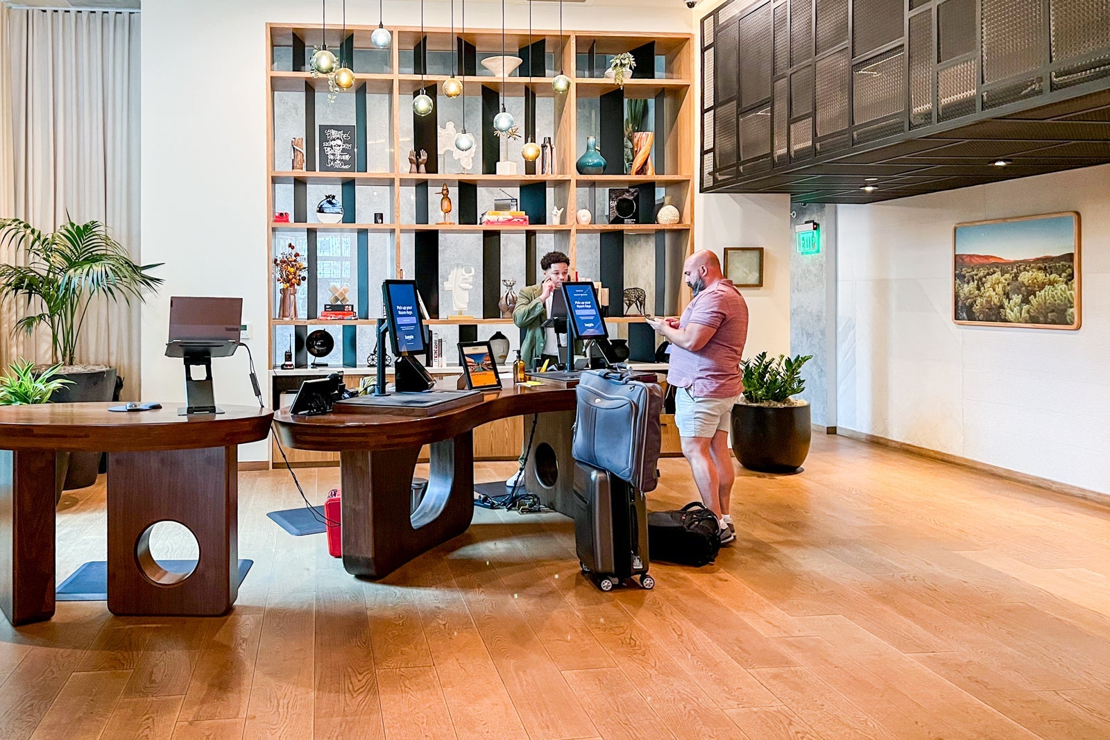 Check-in area at Tommie Hollywood