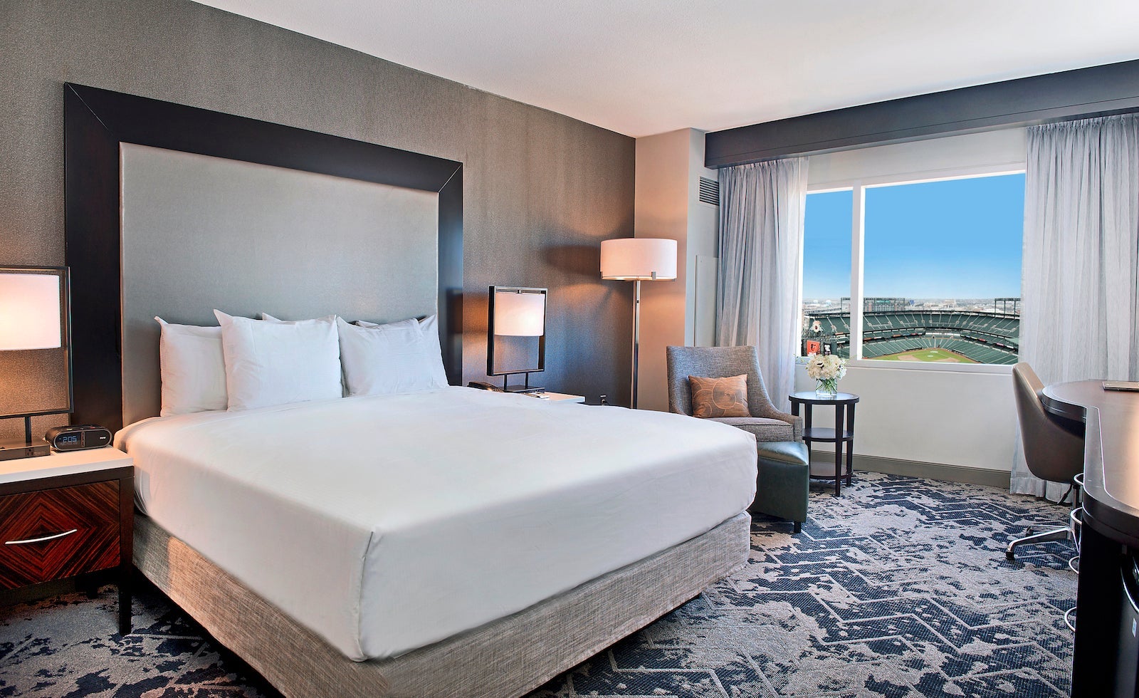 hilton baltimore