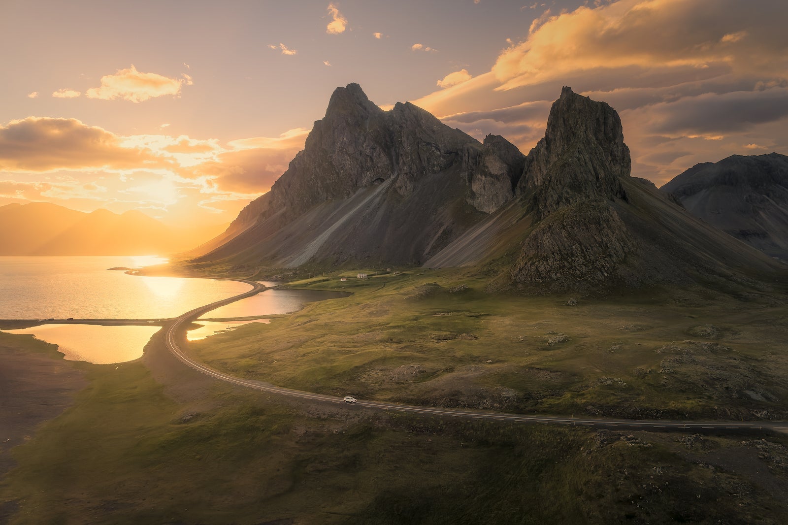 iceland mountains sunset