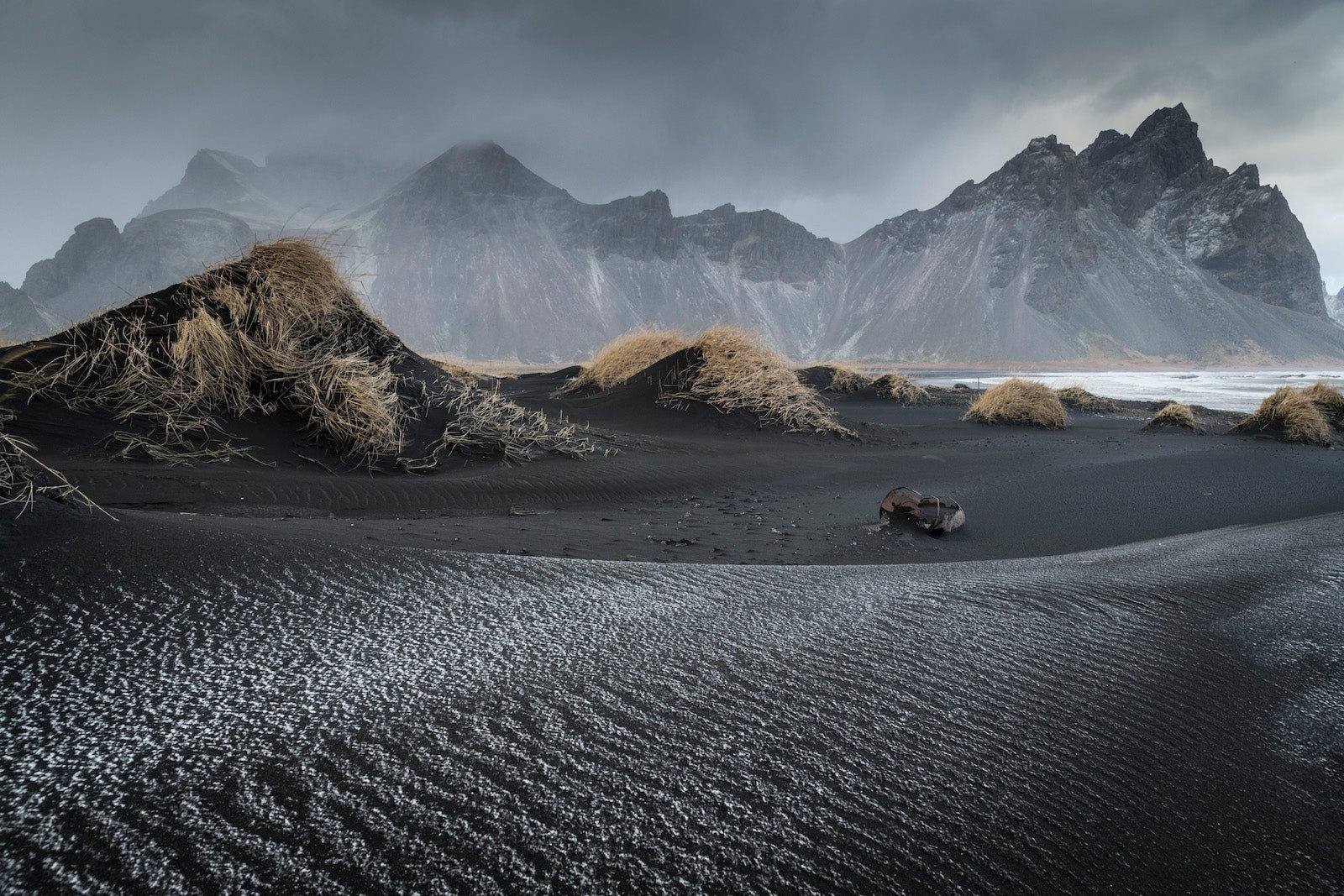 mountains in iceland