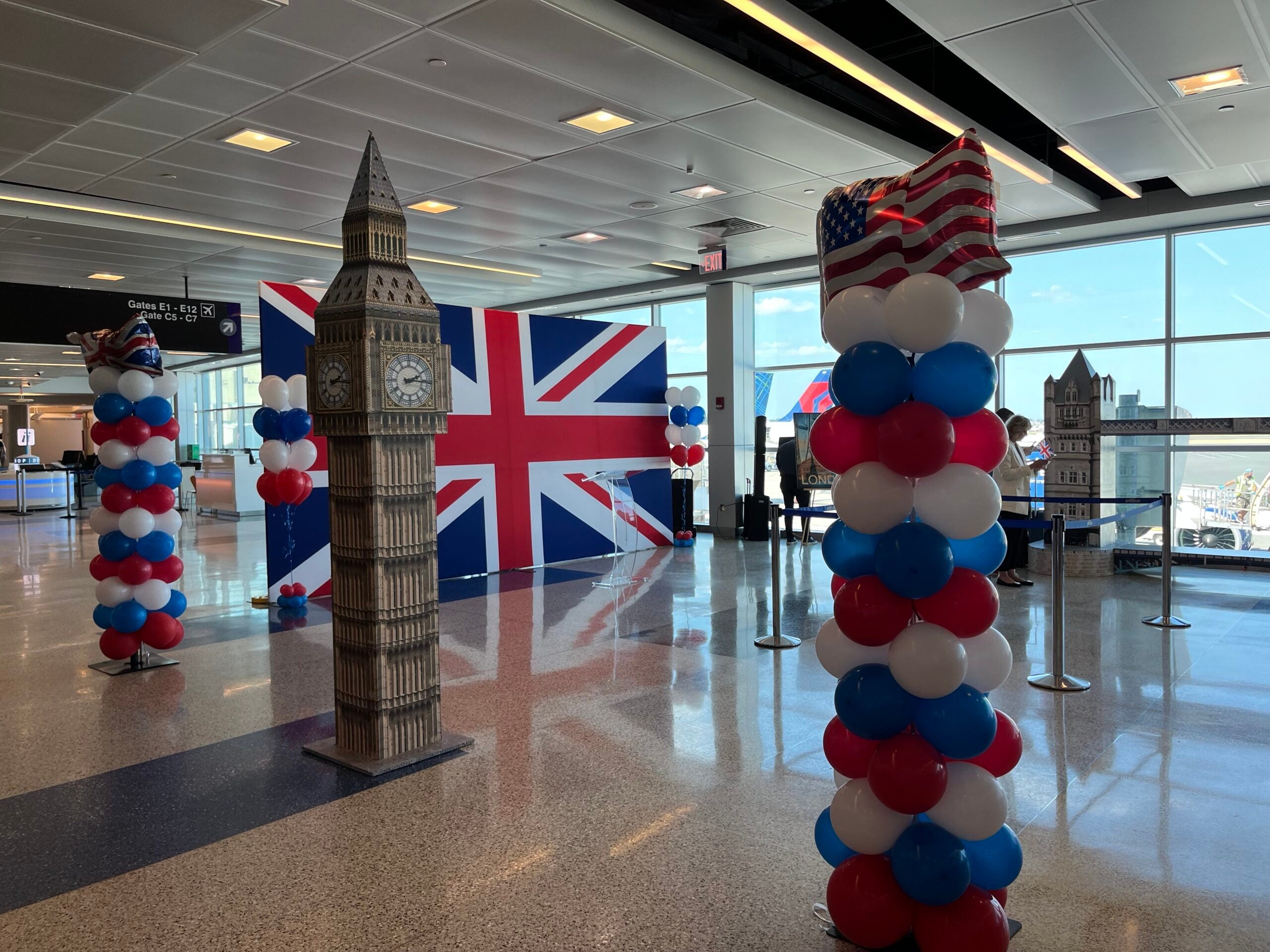 gate festivities bos lgw