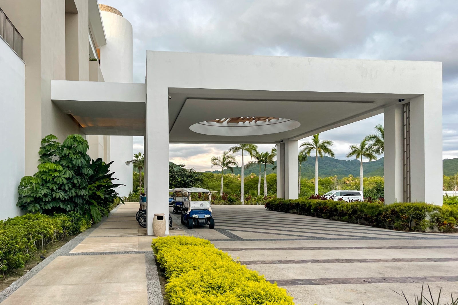 Conrad Punta de Mita entrance