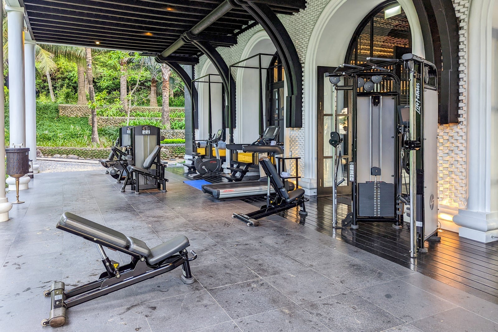 InterContinental Danang gym