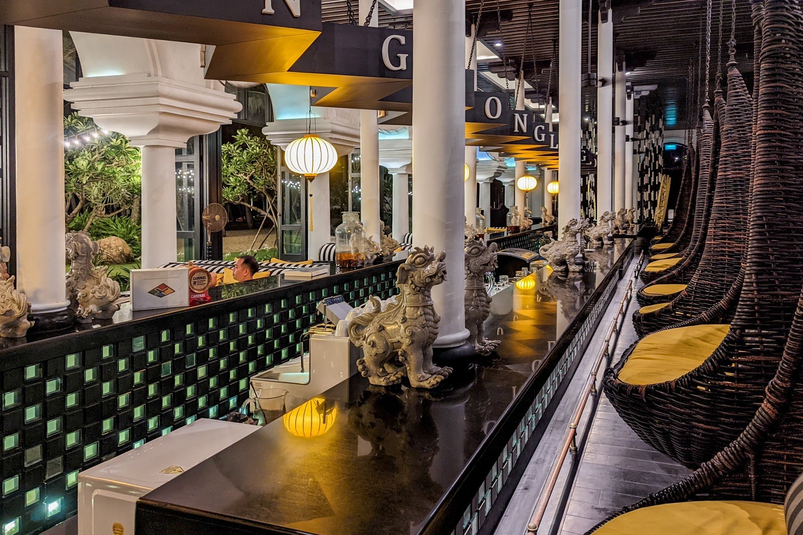 InterContinental Danang Long Bar