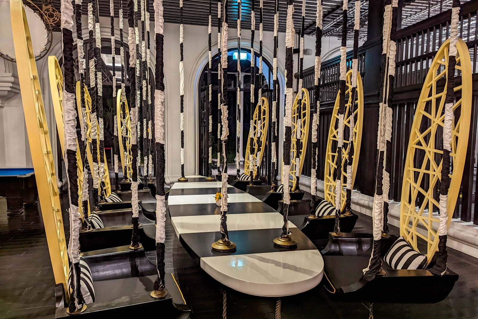 InterContinental Danang Long Bar