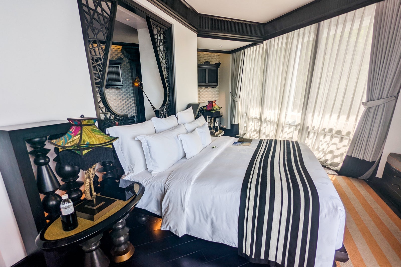 InterContinental Danang bed