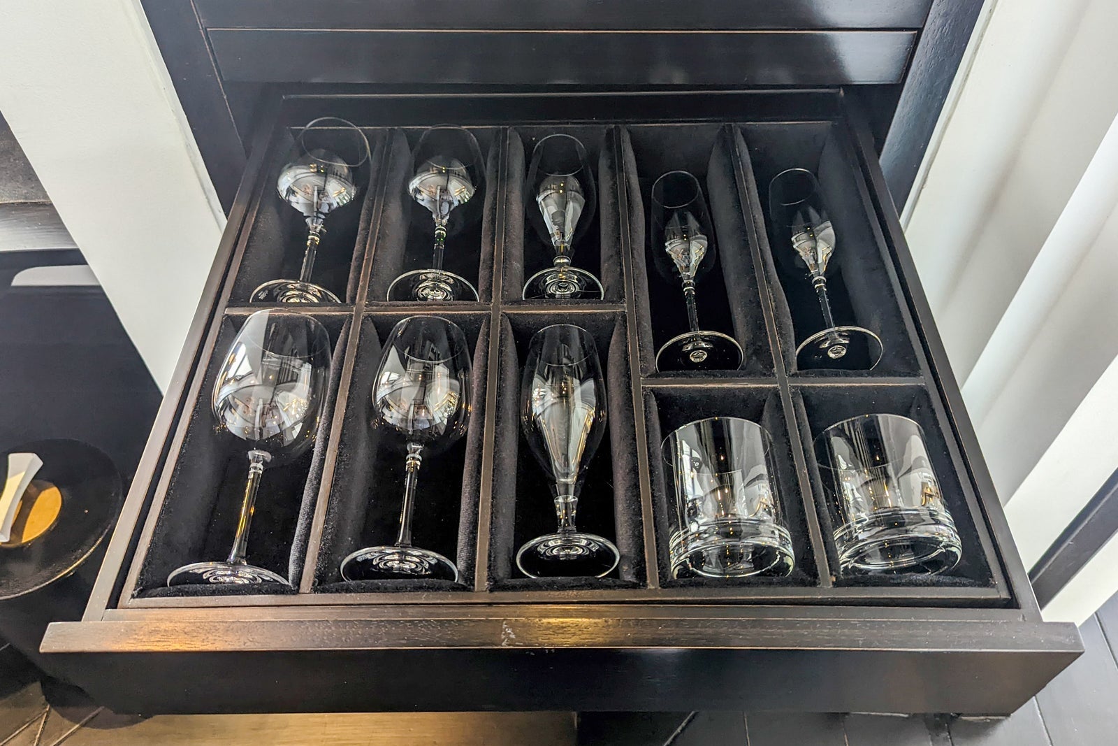 InterContinental Danang minibar