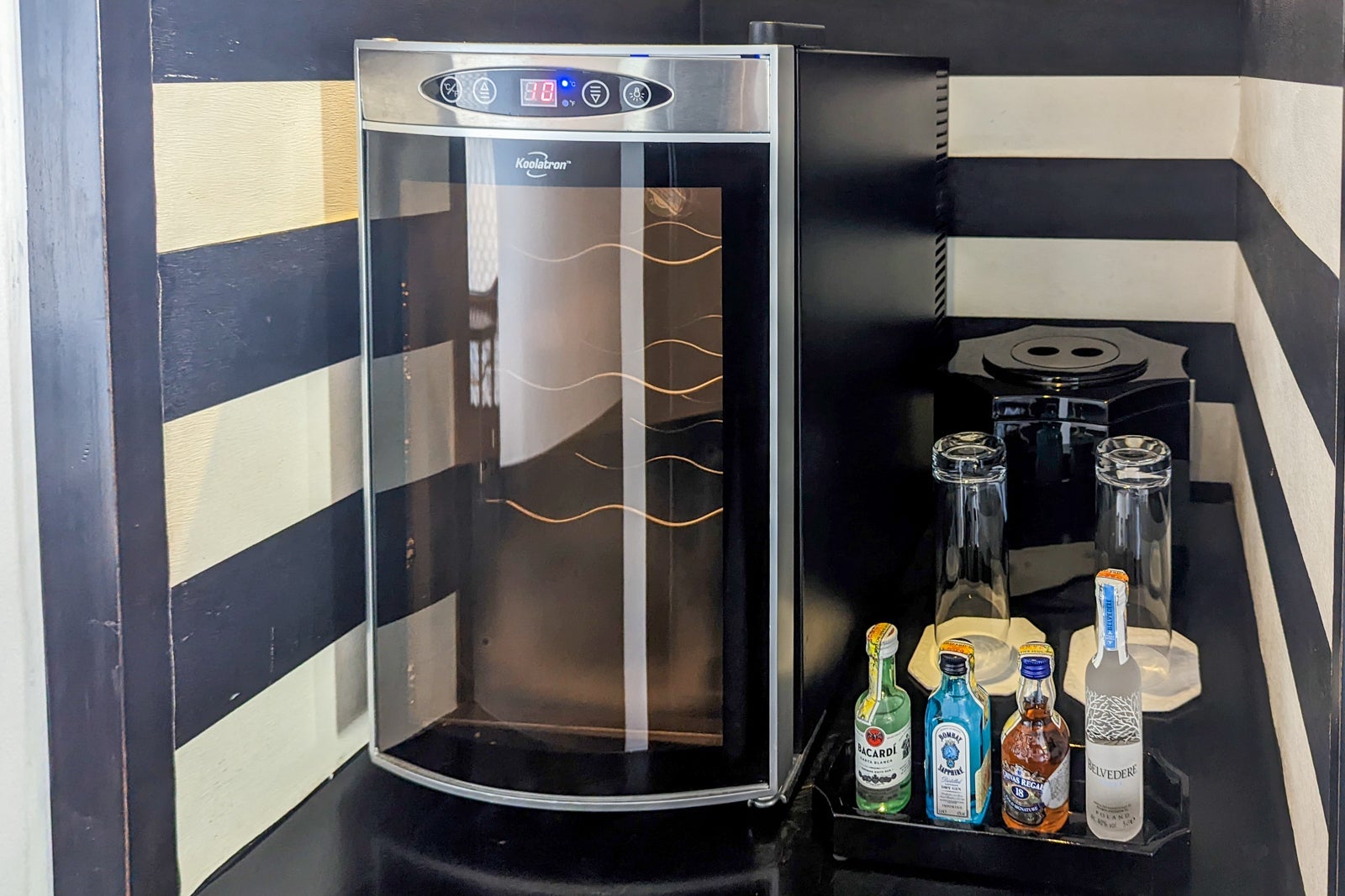 InterContinental Danang minibar