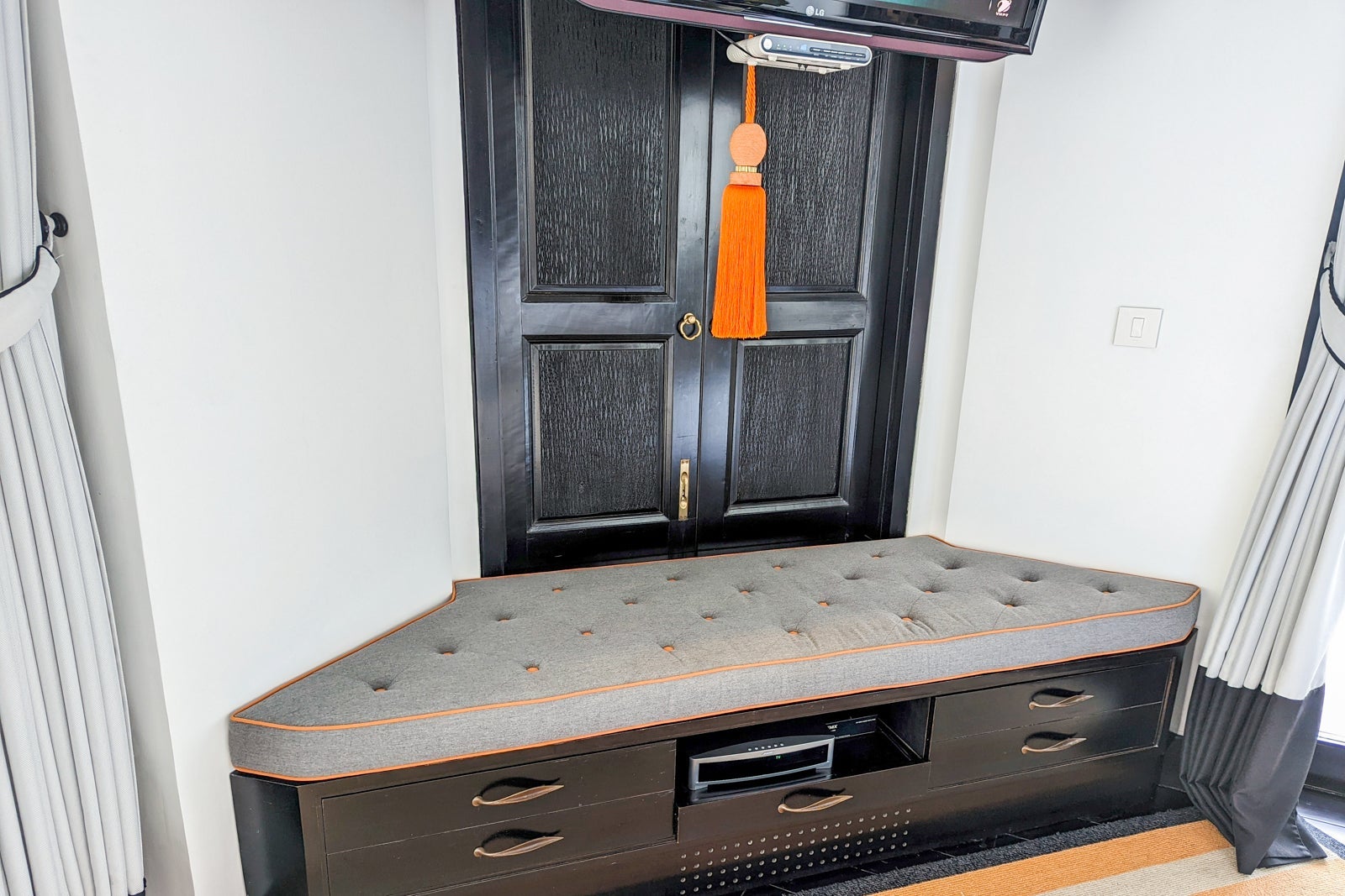 InterContinental Danang room window seat