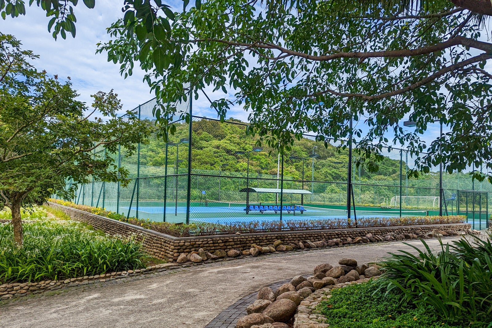 InterContinental Danang tennis courts