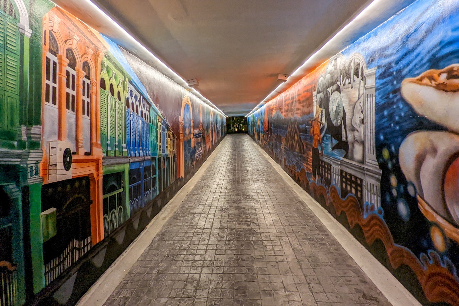 InterContinental Phuket Resort tunnel