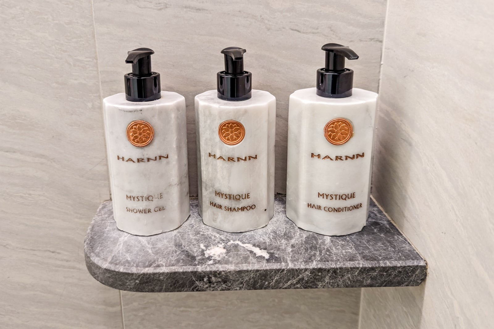 InterContinental Phuket Resort bathroom