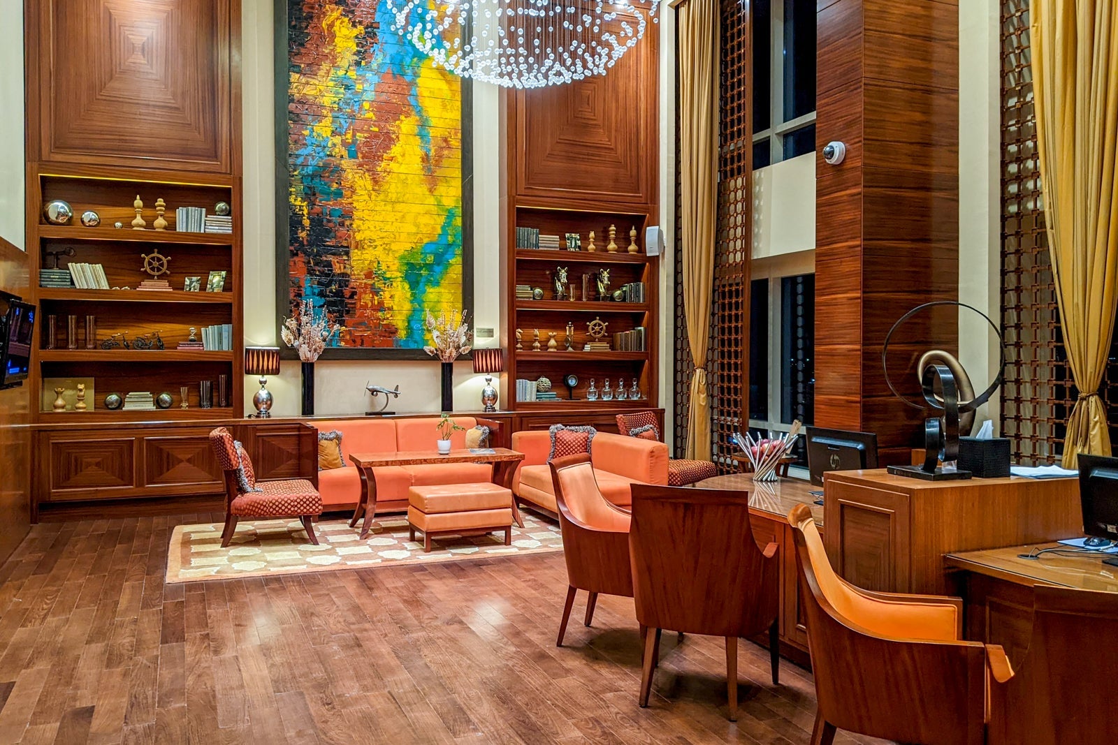 Ritz-Carlton Bangalore club level lounge