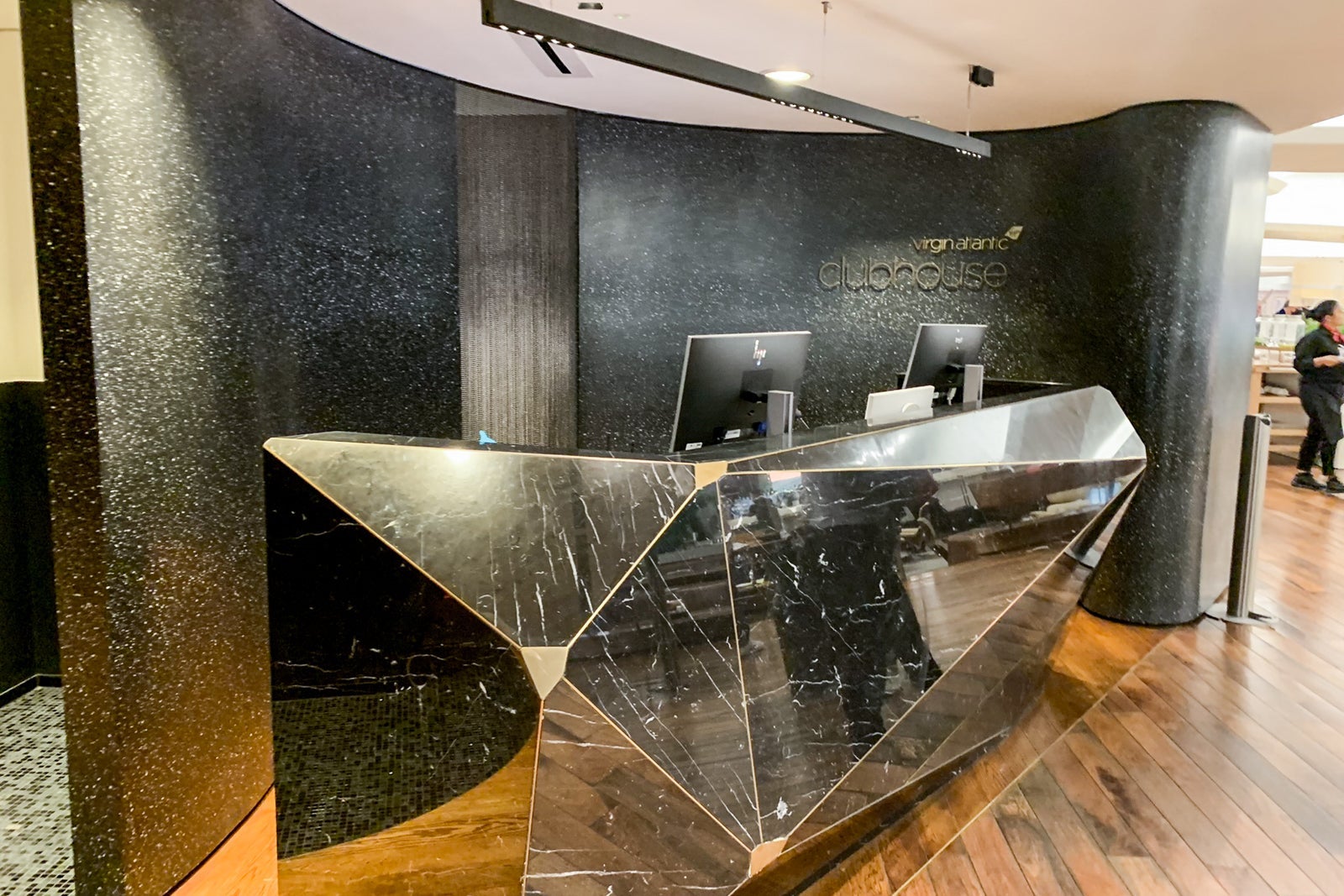 virgin atlantic lounge