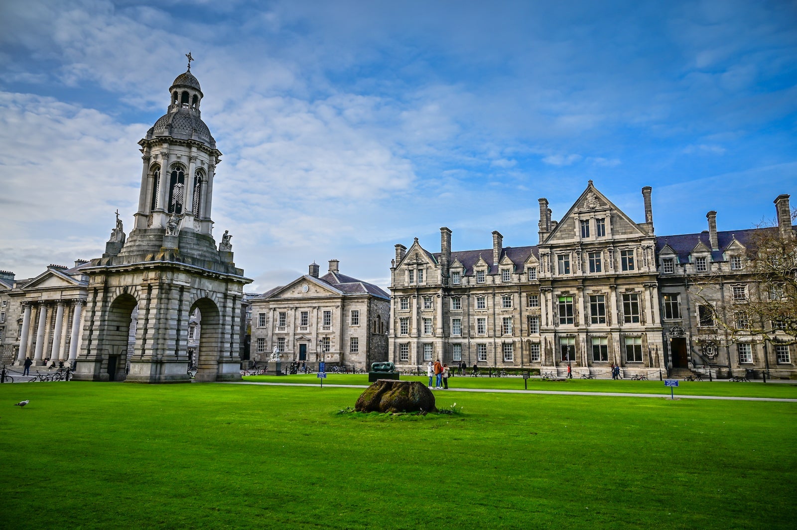 trinity college in dublin
