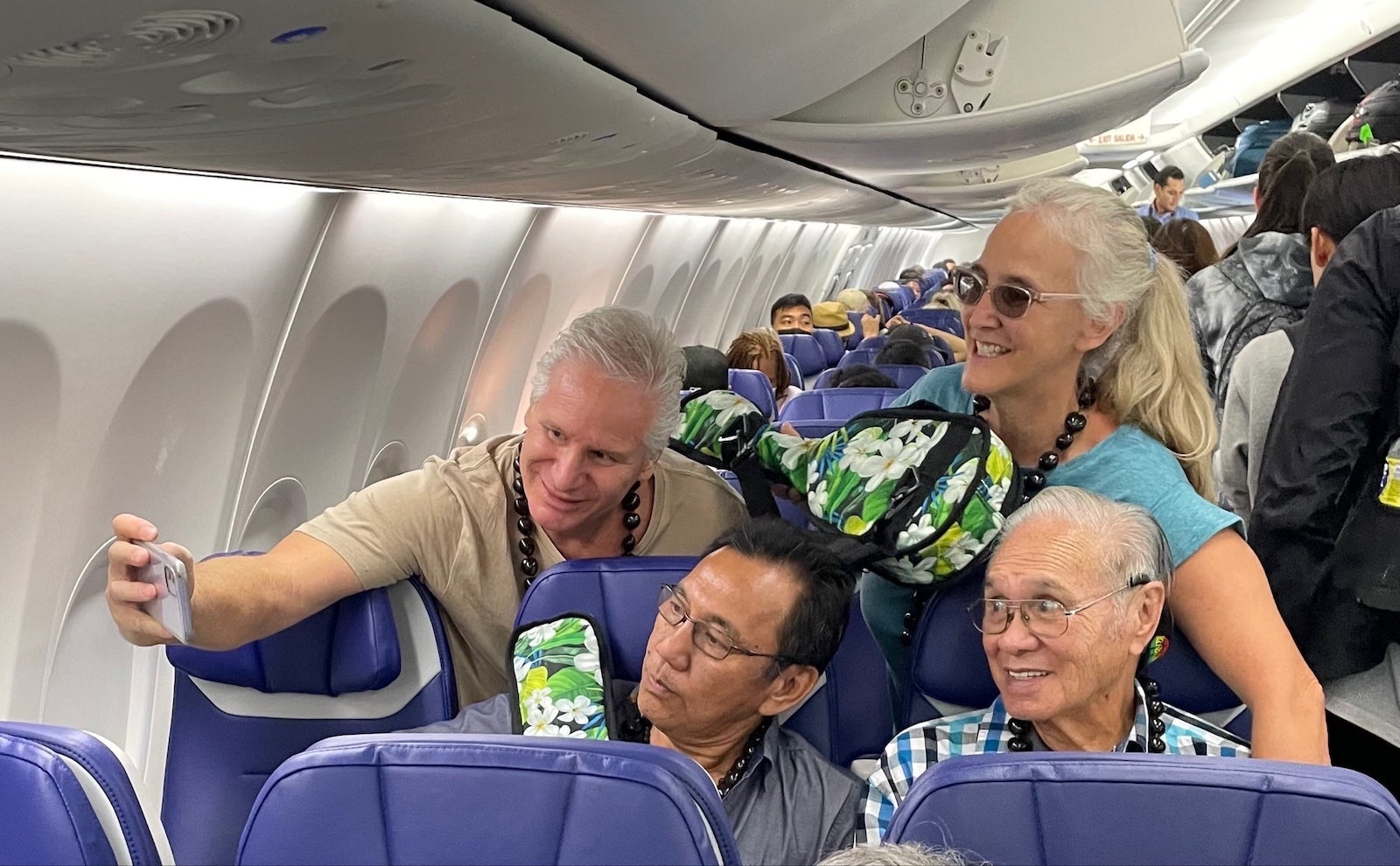 ukuleles on flight