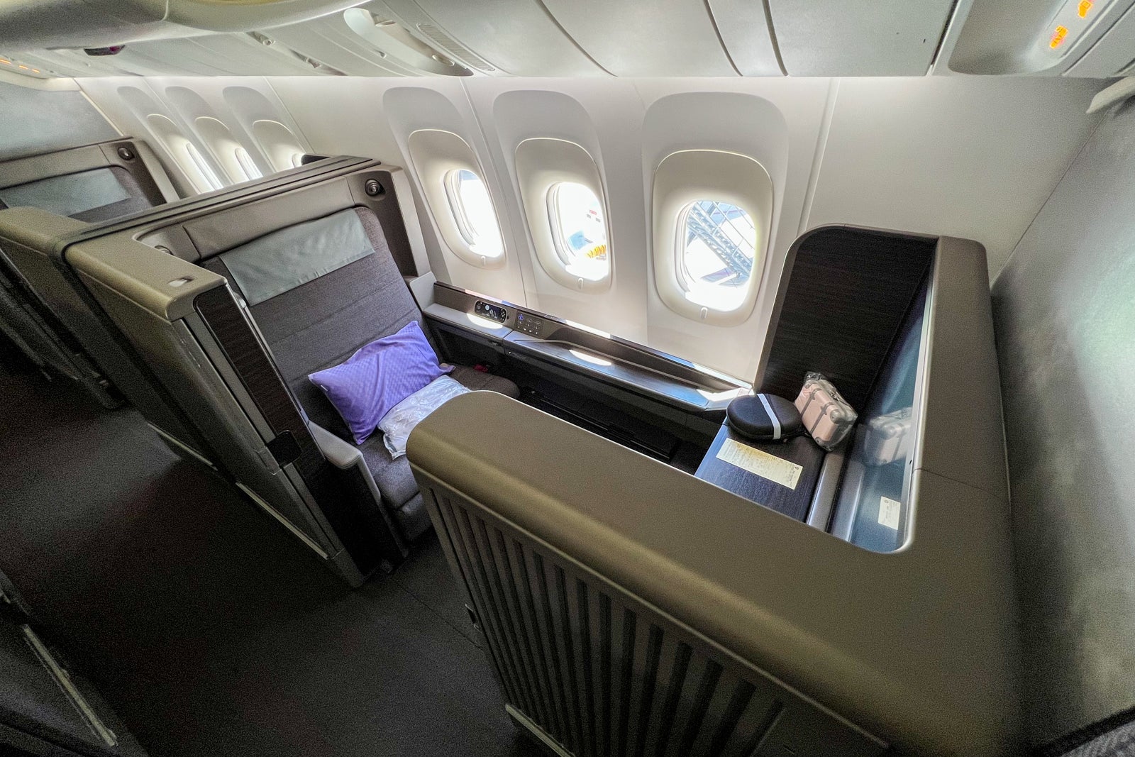 ANA business class