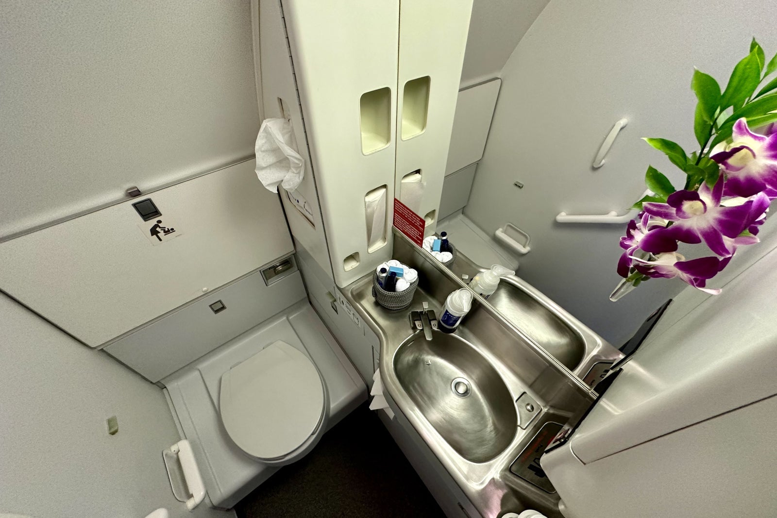 plane bathroom
