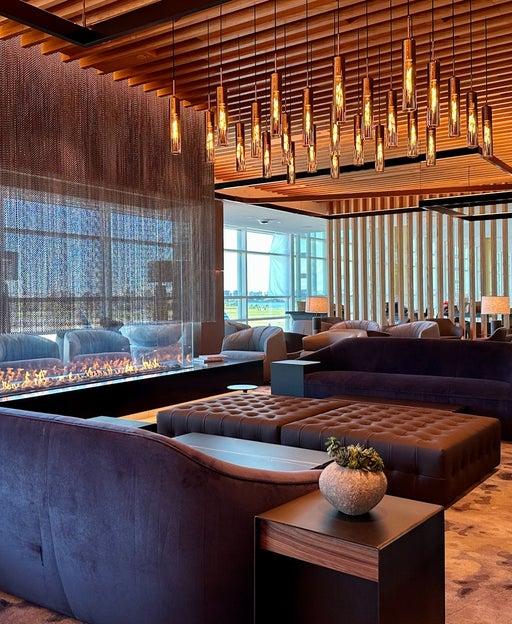 Admirals Club DCA