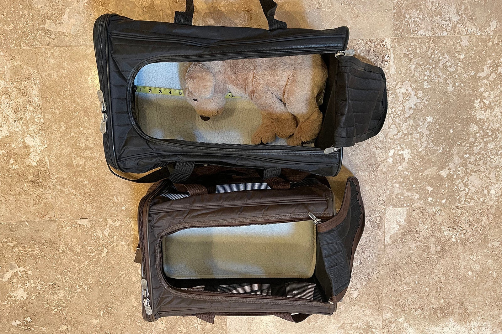 pet carrier