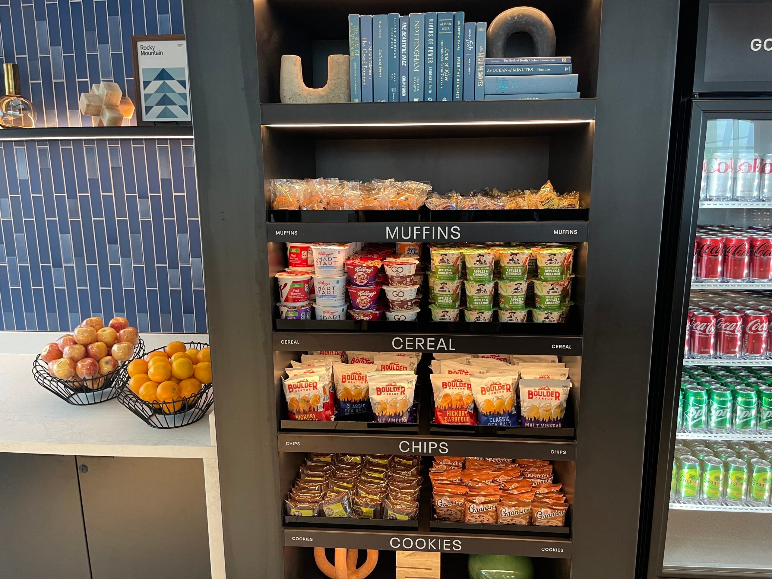 United Club Fly snacks