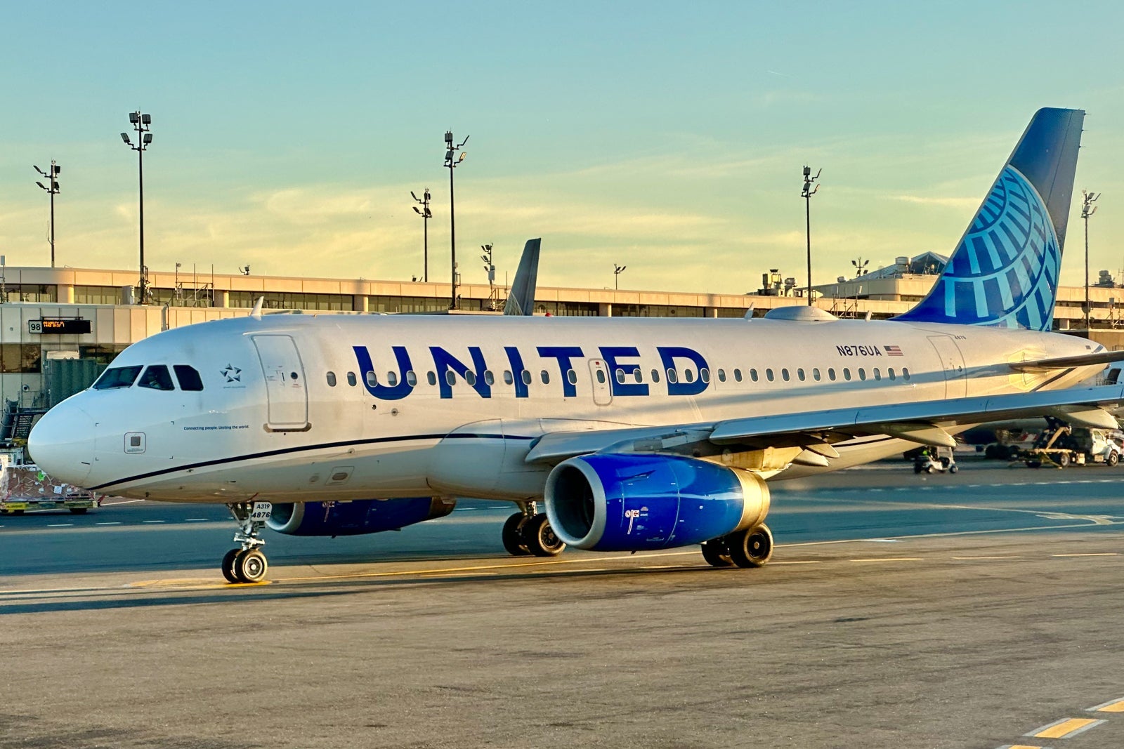 United Airbus A319