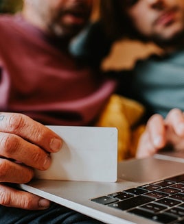 How to refer friends to American Express cards and earn bonus points