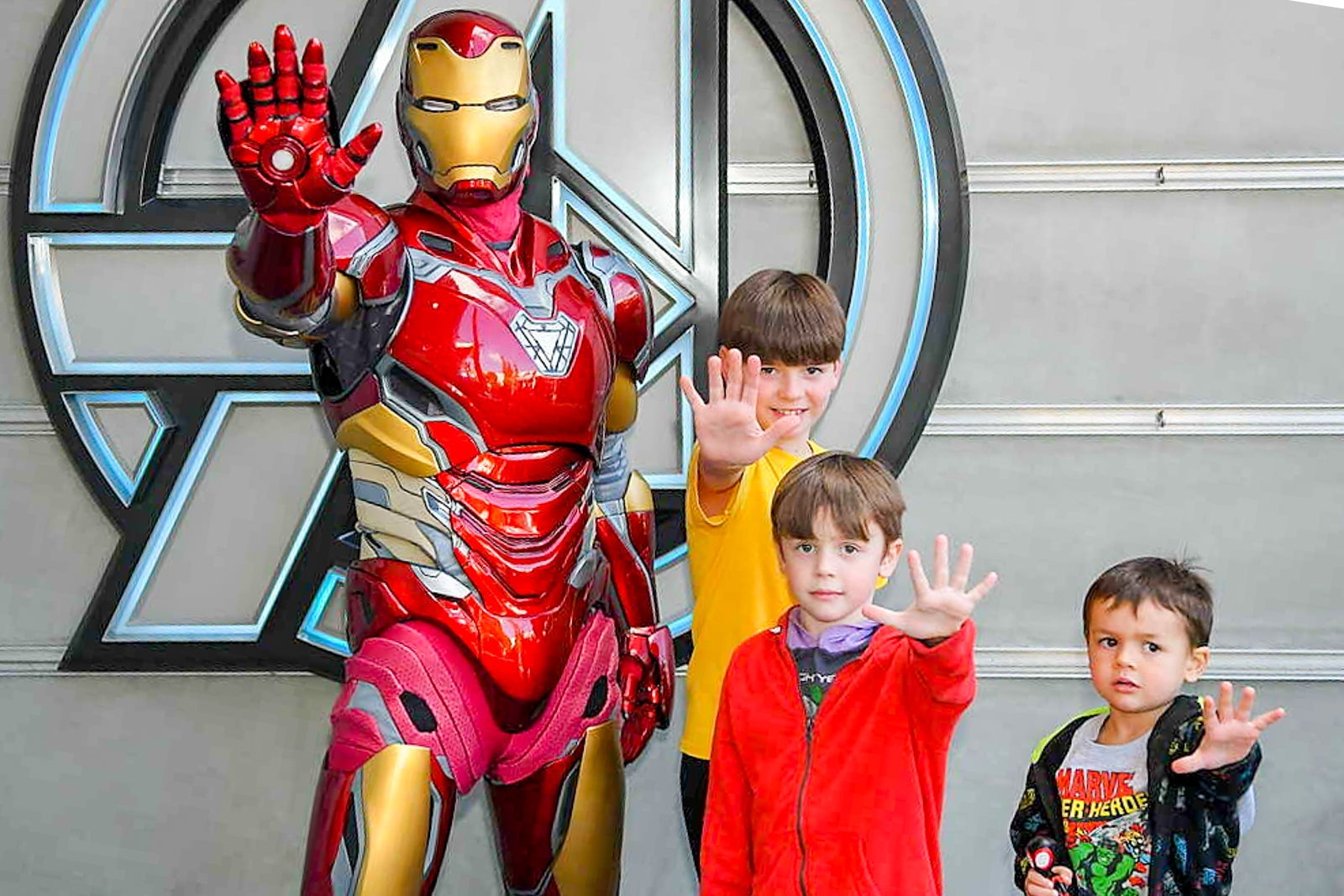tarah's sons at theme park