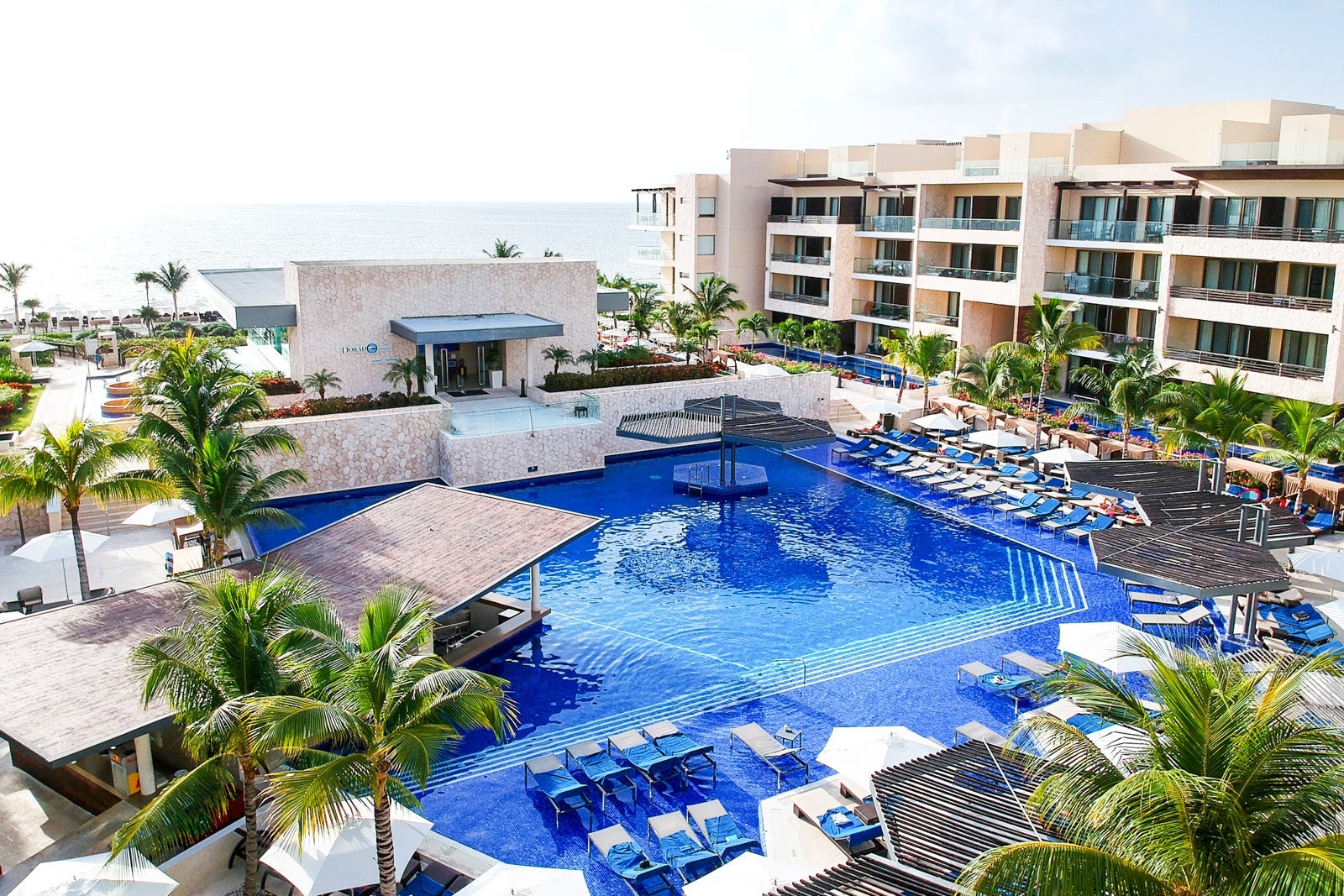 HIDEAWAY AT ROYALTON EXTERIOR