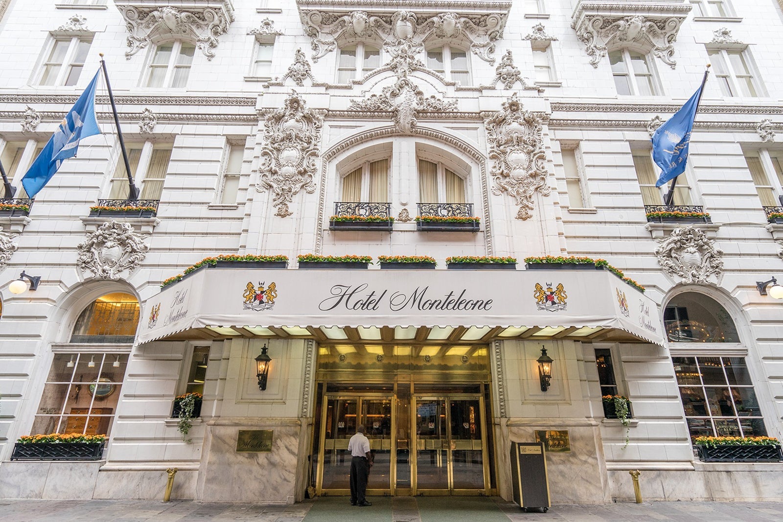 Hotel Monteleone exterior