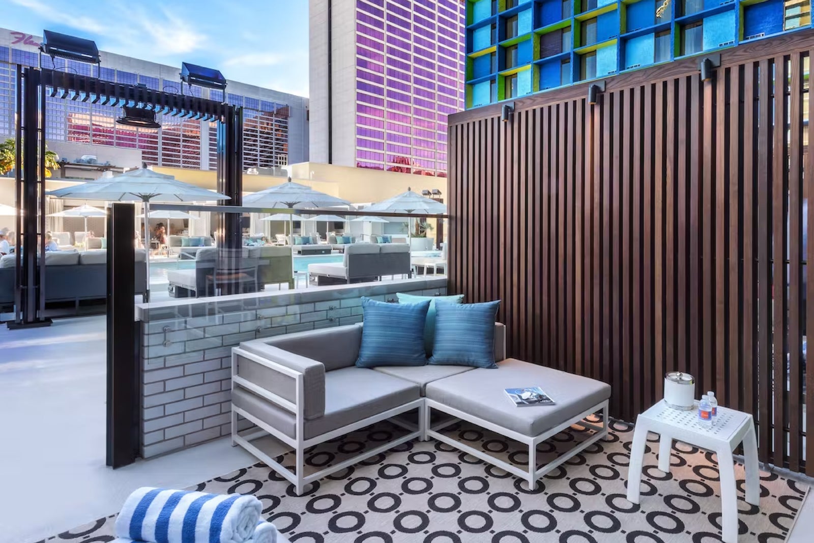outdoor terrace at the Linq