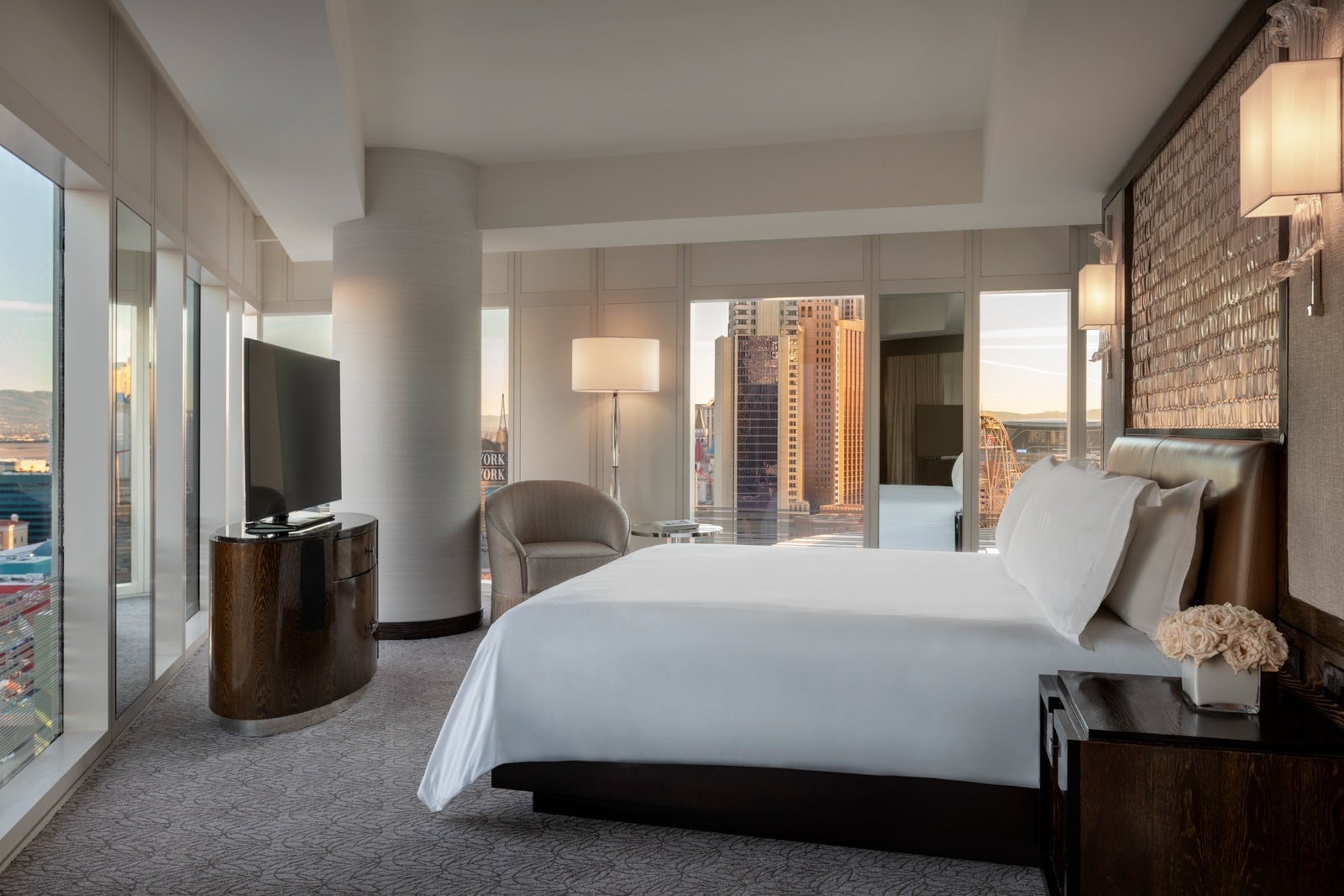 hotel room Waldorf Astoria