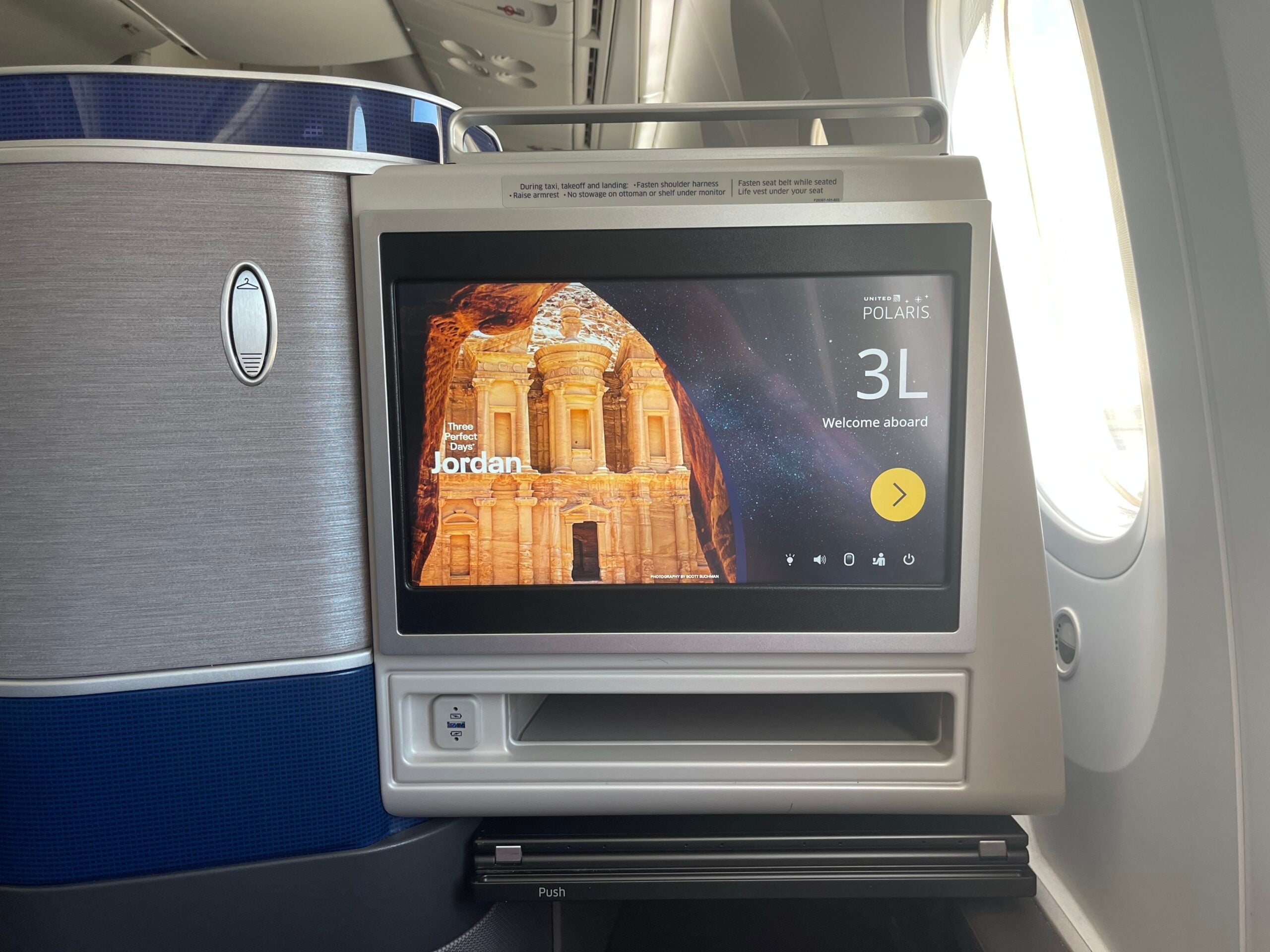United Polaris TV screen