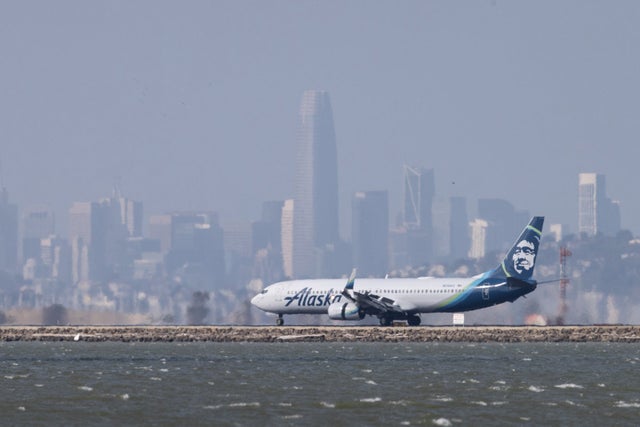 Alaska Airlines plane lands at San Francisco International Airport (SFO)
