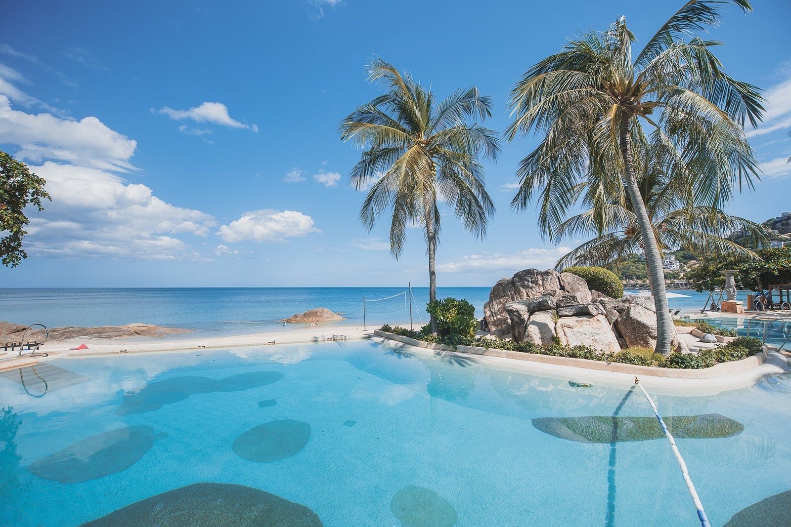 exterior view of Sheraton Samui Resort pool