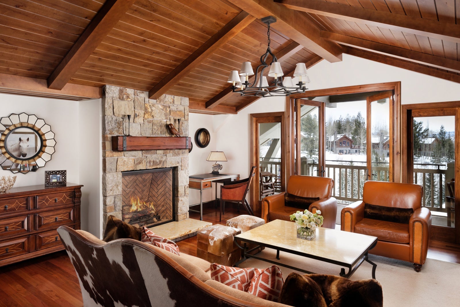 Four Seasons Jackson Hole living room