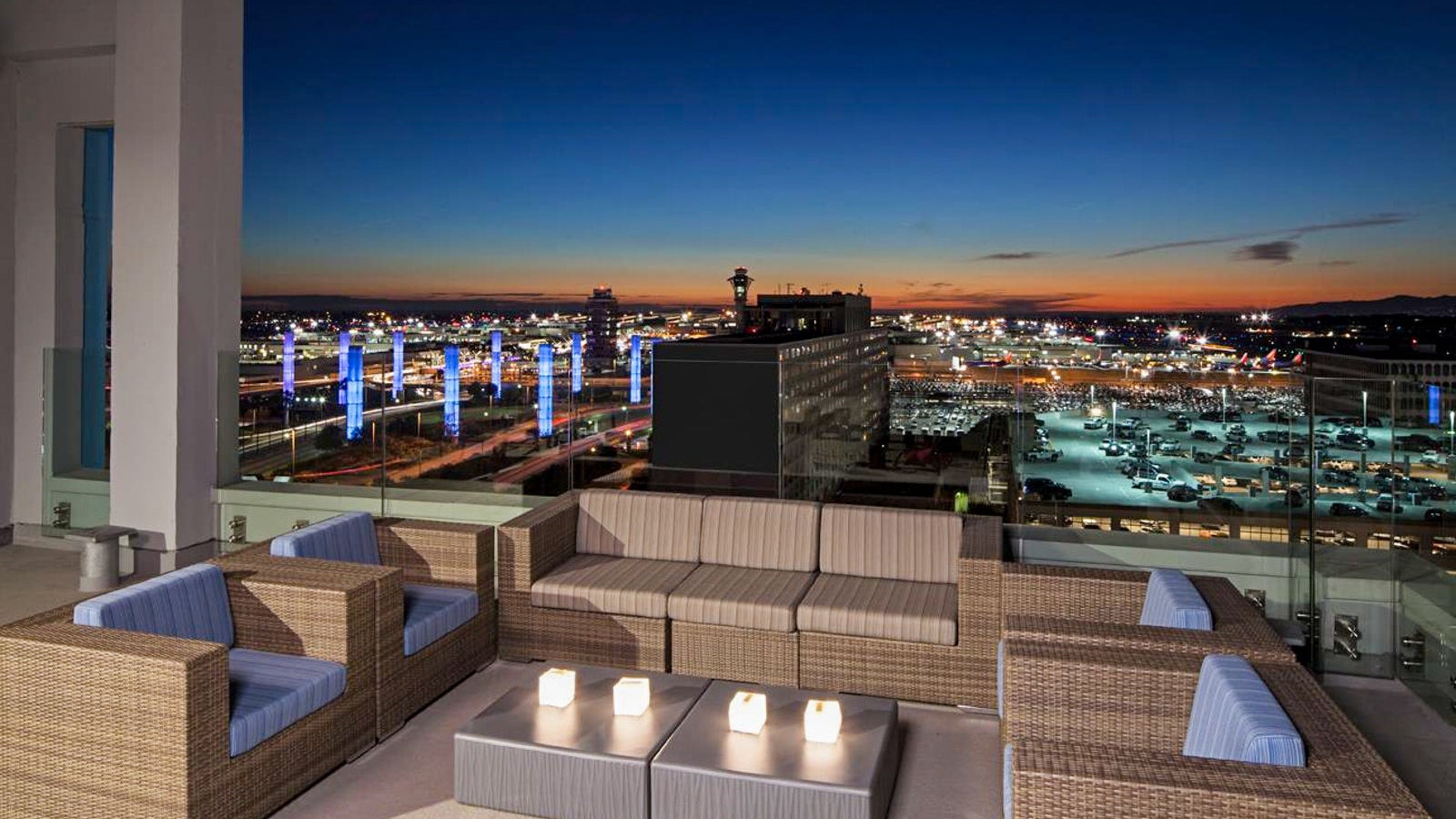 H HOTEL LOS ANGELES, CURIO COLLECTION BY HILTON/FACEBOOK