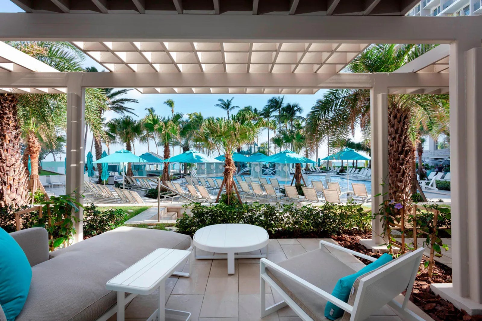 San Juan Marriott Resort & Stellaris Casino pool