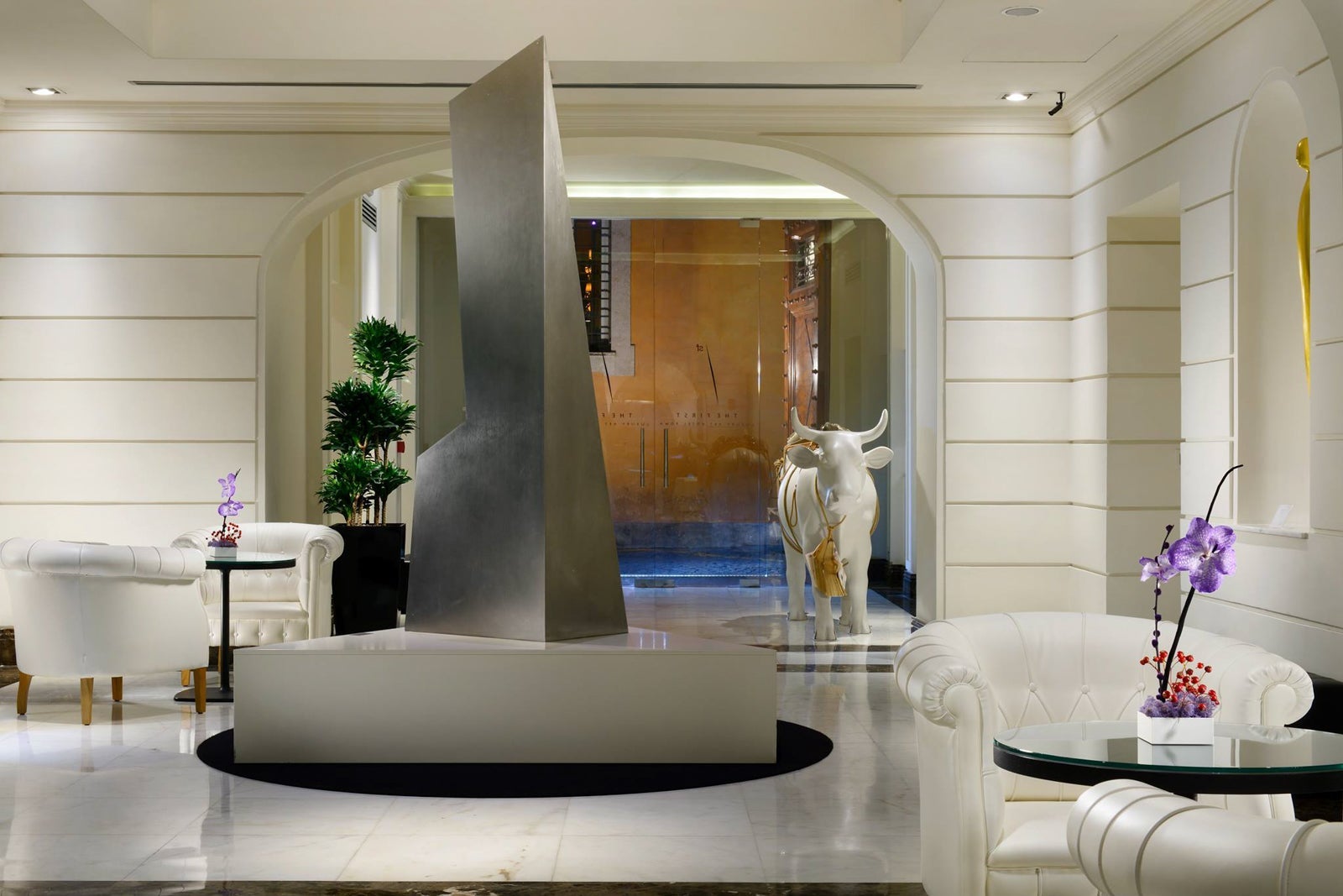 The First Roma Dolce lobby
