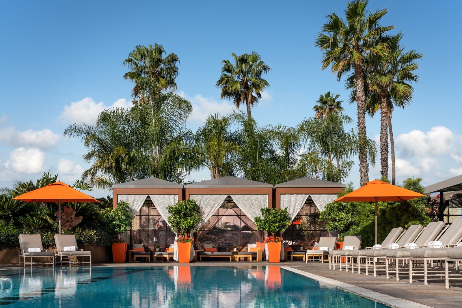 Four Seasons Hotel Los Angeles at Beverly Hills pool