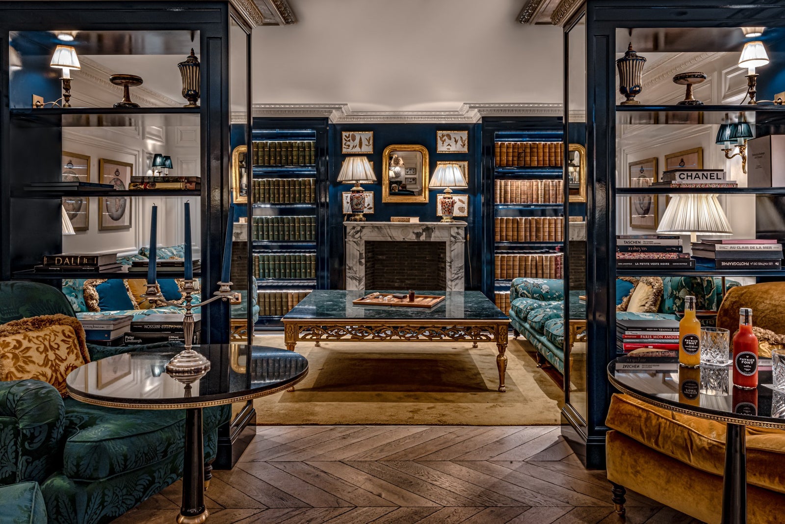 lounge area