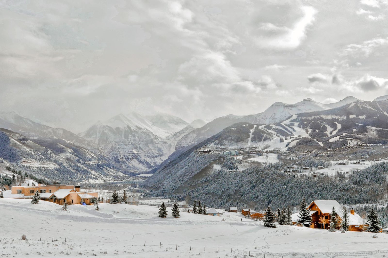 exterior view of Lumiere Telluride